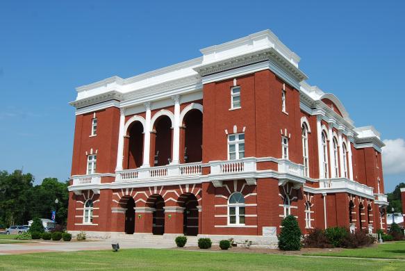 Tattnall Commissioners Approve Pay Bump for Superior Court Judges