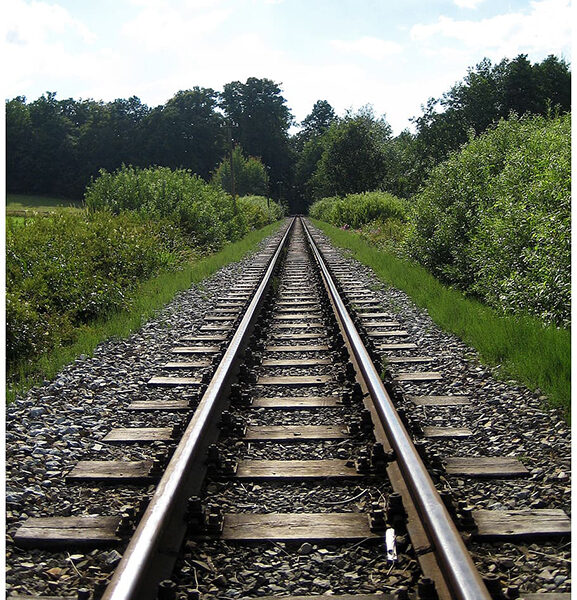 Sen. Ossoff Delivering Rail Upgrades Between Metter & Register ...