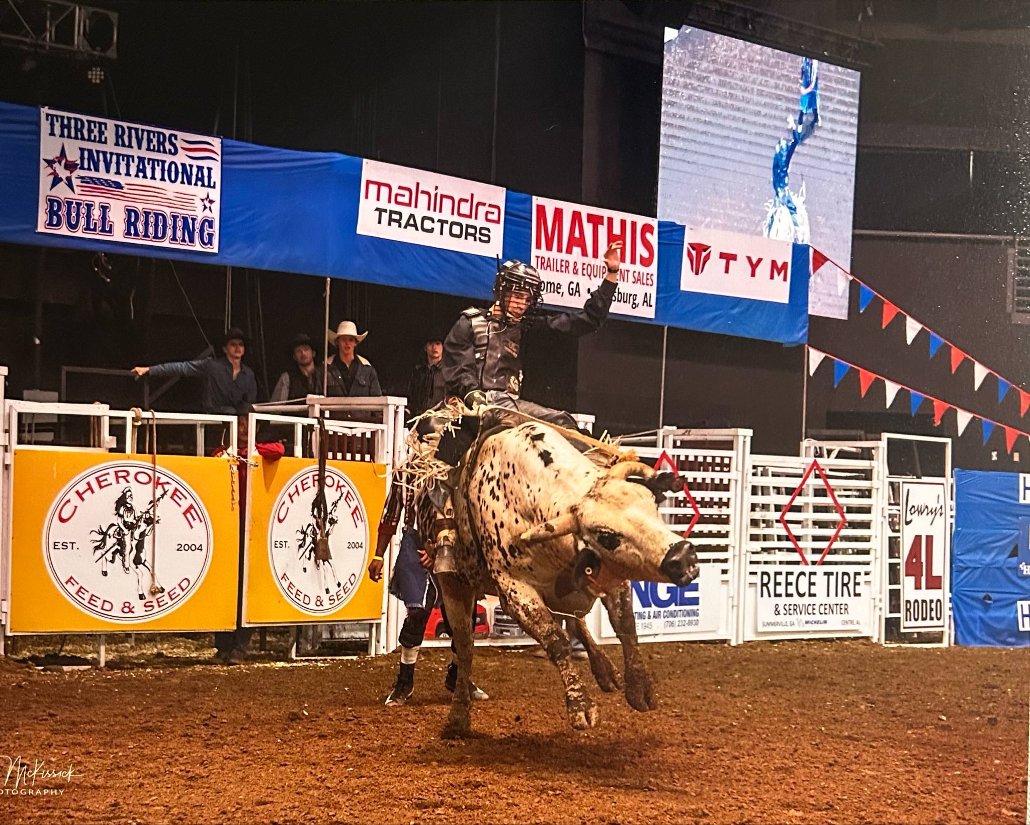 96ae26d0-73a6-4741-a7e1-bdfd34a8de78