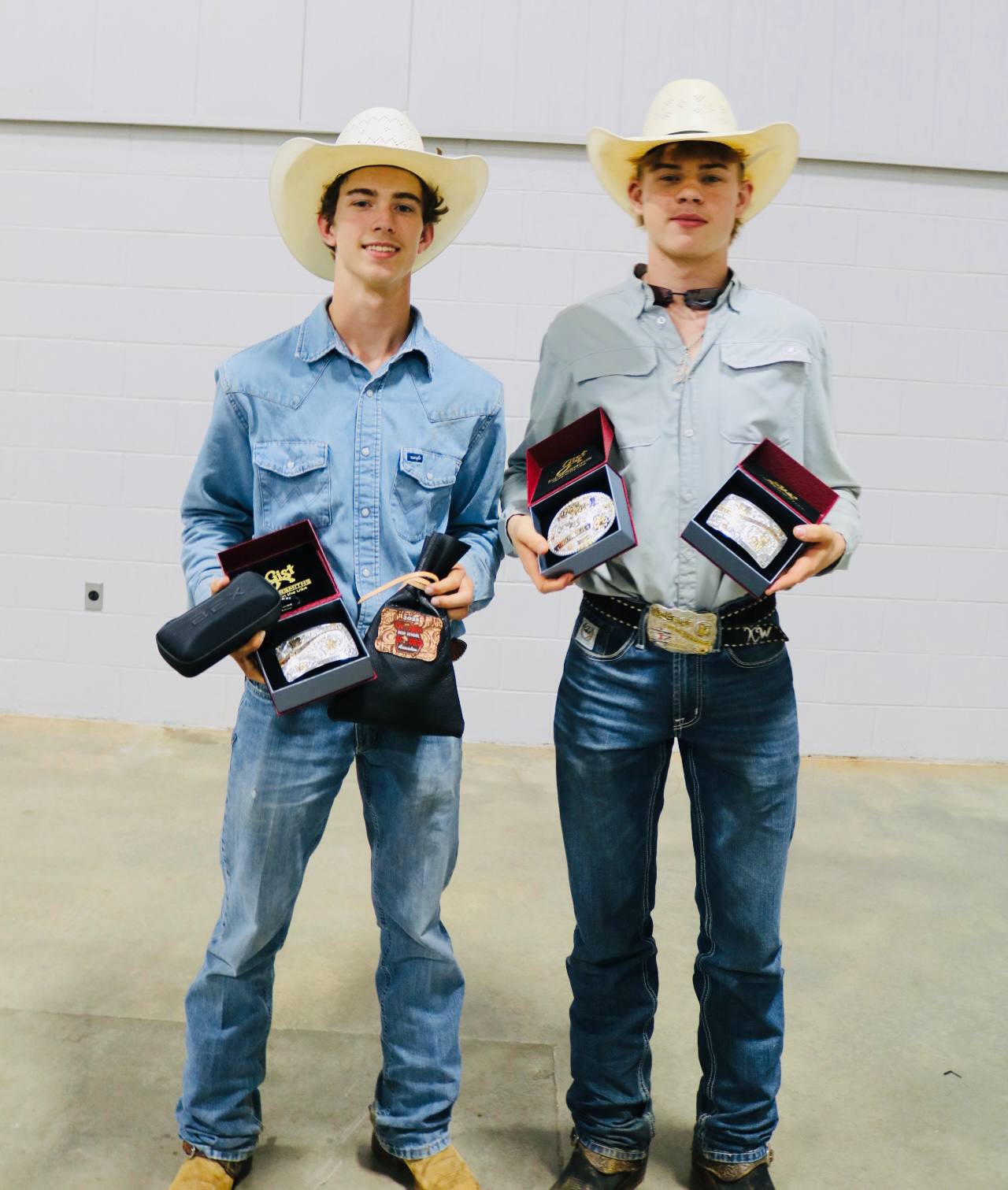 e27f44b4-a465-4ad6-b3cb-8eb61e0e2615